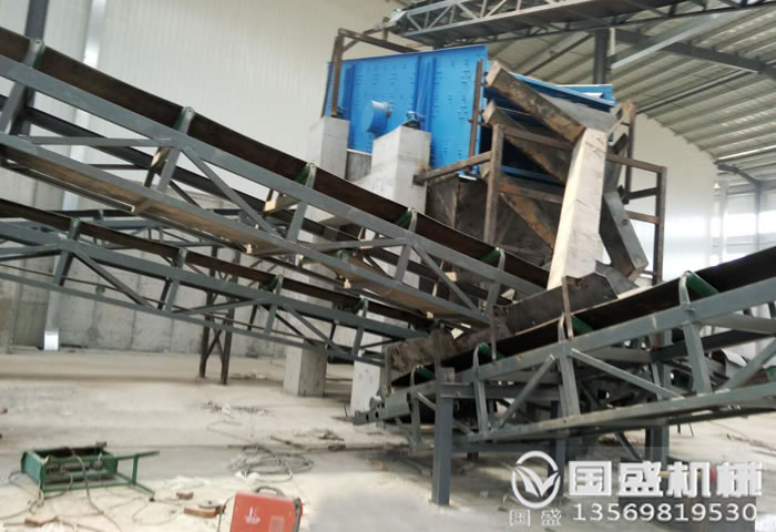 槽型皮帶機圖片 槽型皮帶機圖片